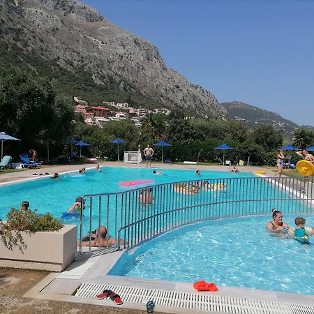 Lukia Barbati Mare Villa Bagian luar foto