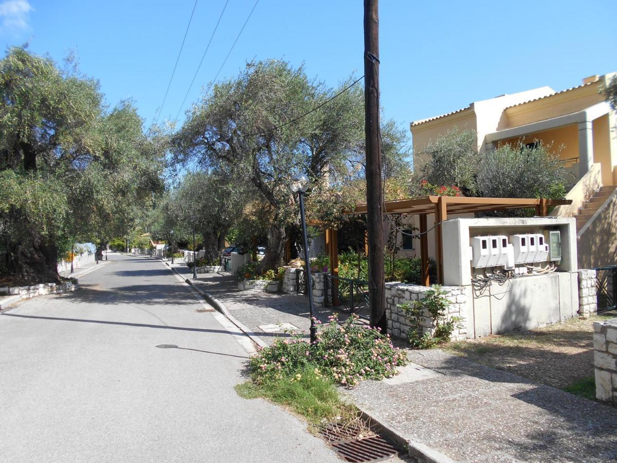 Lukia Barbati Mare Villa Bagian luar foto