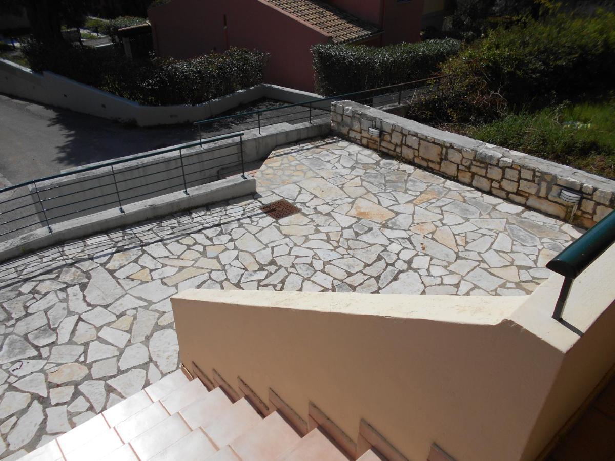 Lukia Barbati Mare Villa Bagian luar foto