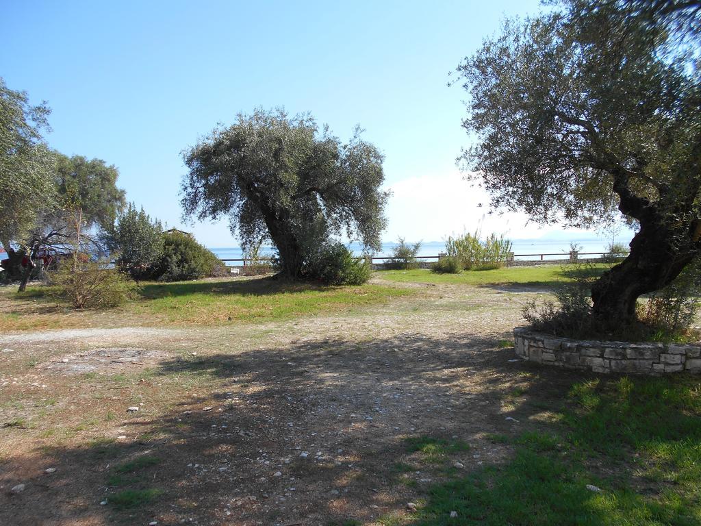 Lukia Barbati Mare Villa Bagian luar foto