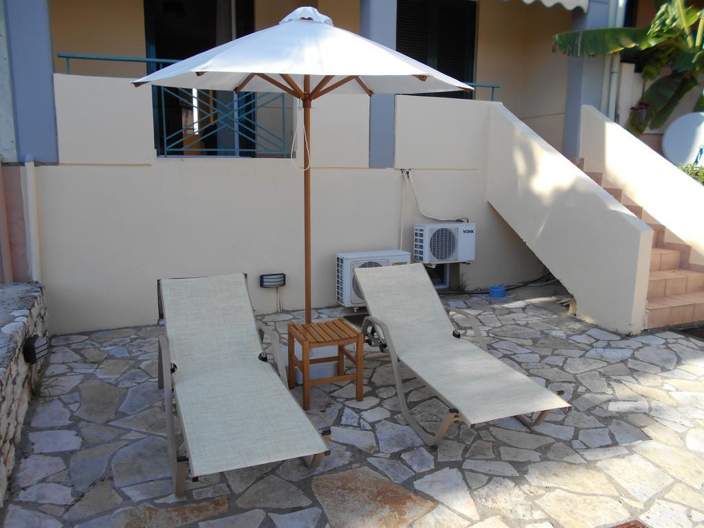 Lukia Barbati Mare Villa Bagian luar foto