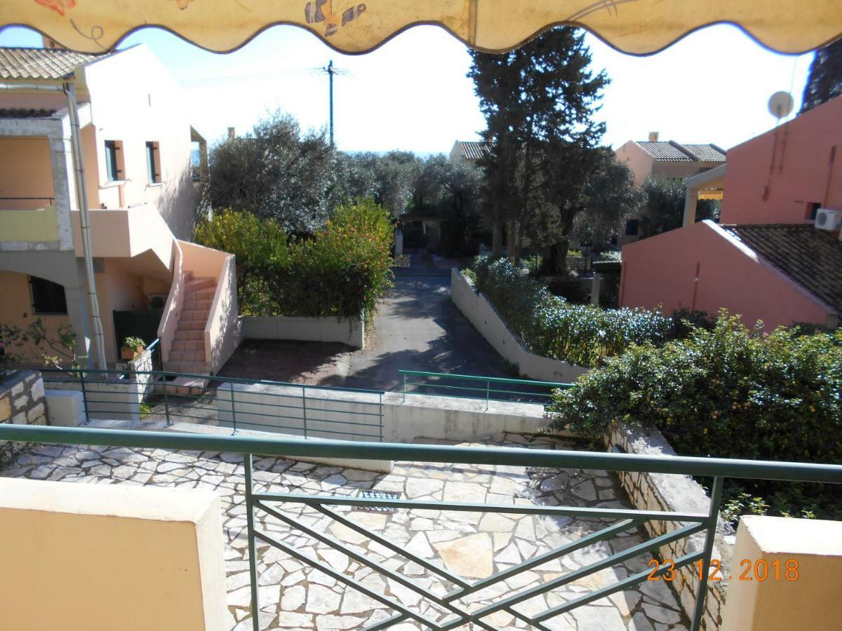 Lukia Barbati Mare Villa Bagian luar foto