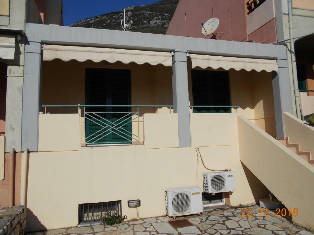 Lukia Barbati Mare Villa Bagian luar foto