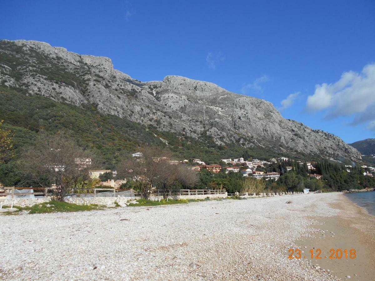 Lukia Barbati Mare Villa Bagian luar foto